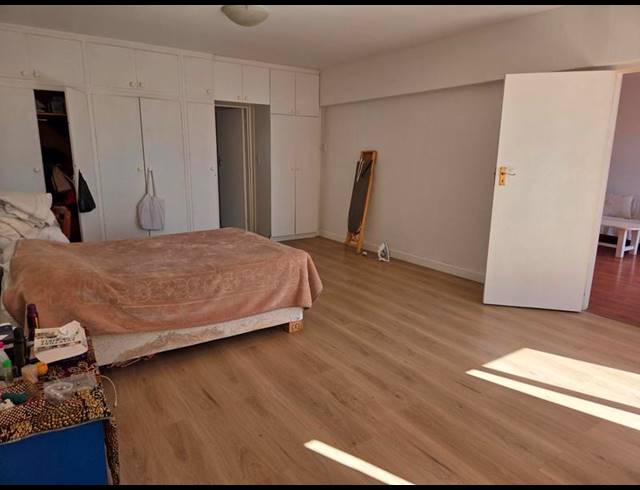 3 BEDROOM PROPERTY TO RENT IN SEA POINT